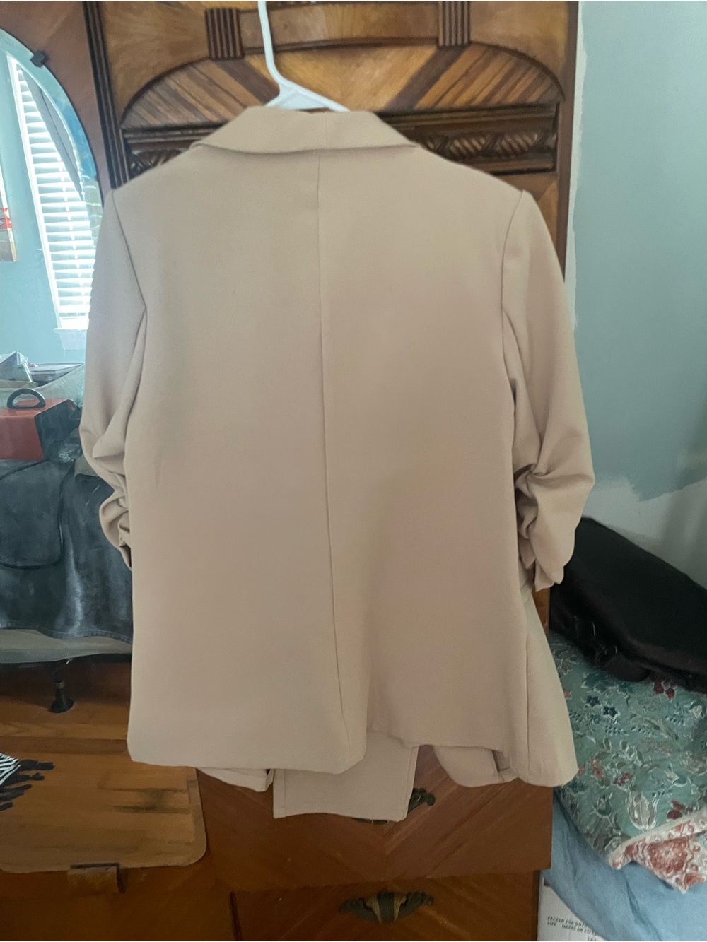 SHEIN Women's Light Beige Open-Front Blazer Jacket - Picture 4 of 4